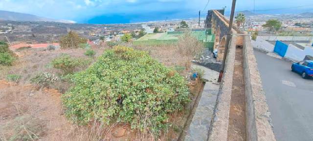 Terreno en Alquiler en Diseminado Eduardo Corbelo en Arafo