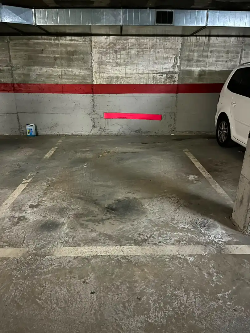 Aparcament de Dúplex en venda en Vic amb Aire condicionat, Calefacció i Terrassa