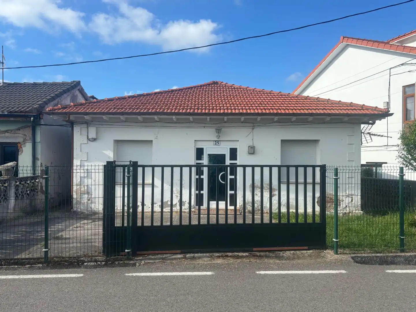 Vista exterior de Casa o chalet en venta en Santillana del Mar con Jardín privado