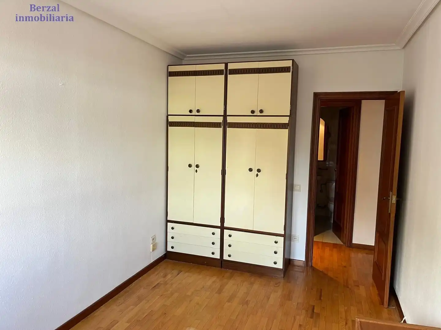 Habitación de Piso en venta en  Logroño con Aire acondicionado