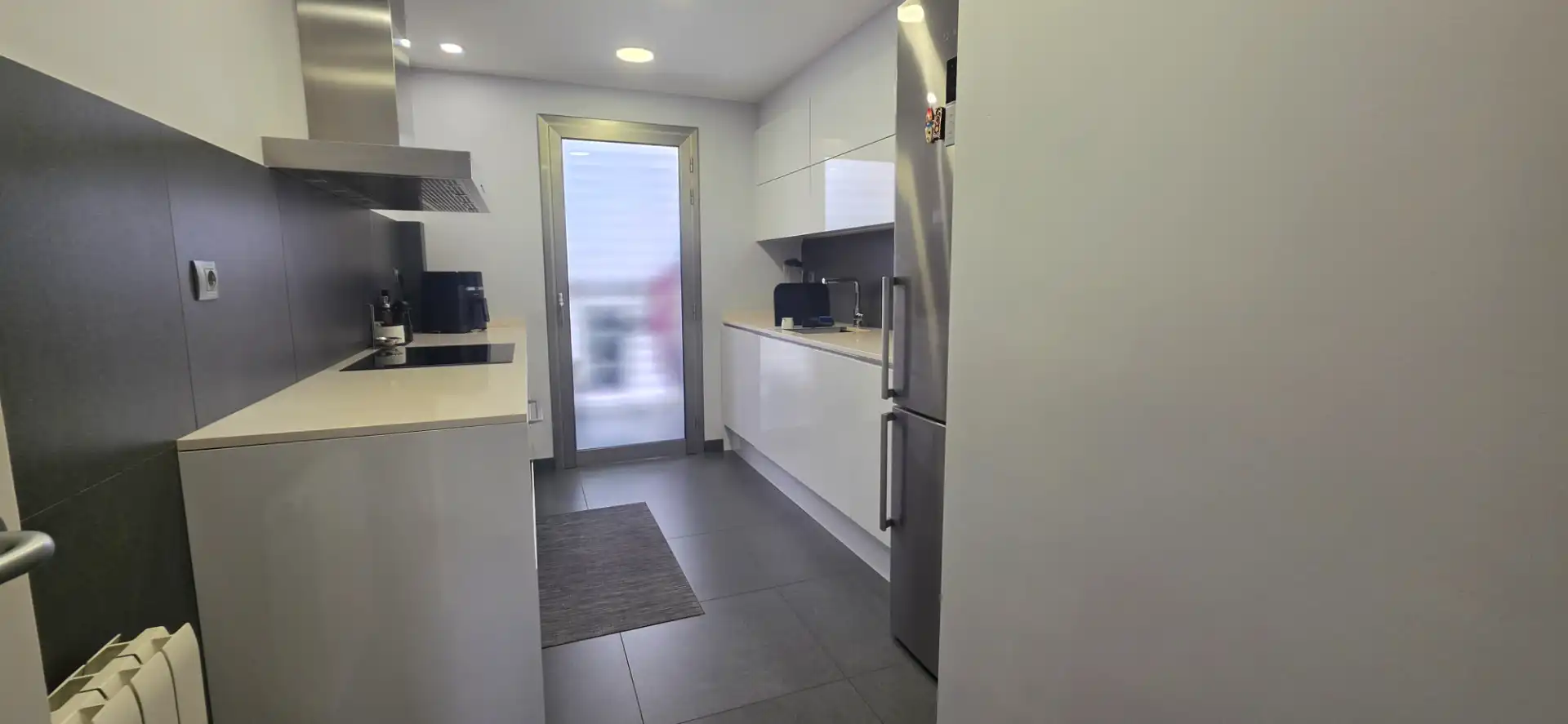 Küche von Wohnung zum Verkauf in Sant Adrià de Besòs mit Klimaanlage, Heizung und Parkett