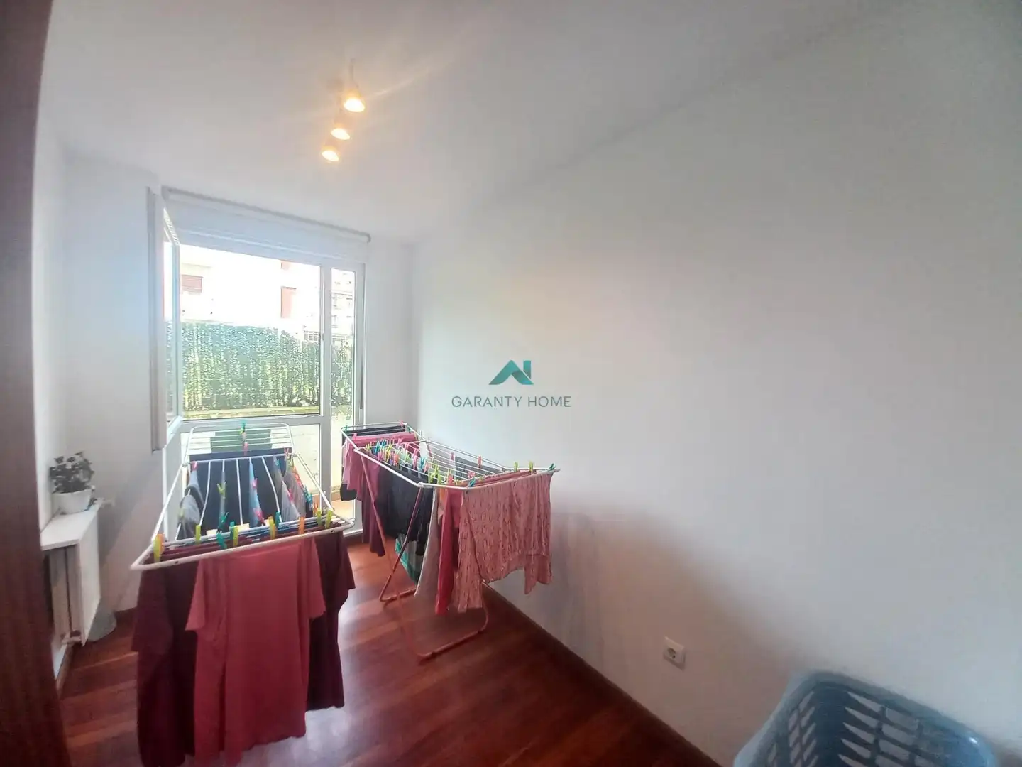 Jardín de Planta baja en venta en Bárcena de Cicero con Calefacción, Jardín privado y Parquet