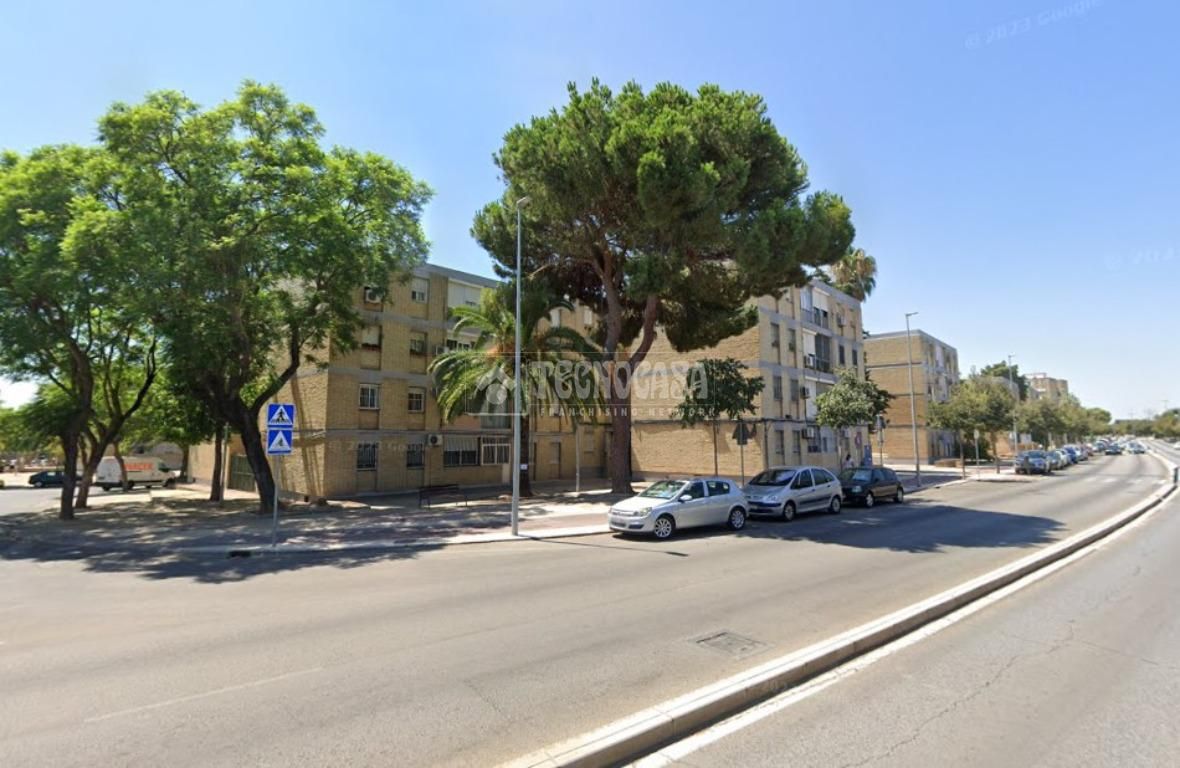 Vista exterior de Pis en venda en Jerez de la Frontera amb Aire condicionat