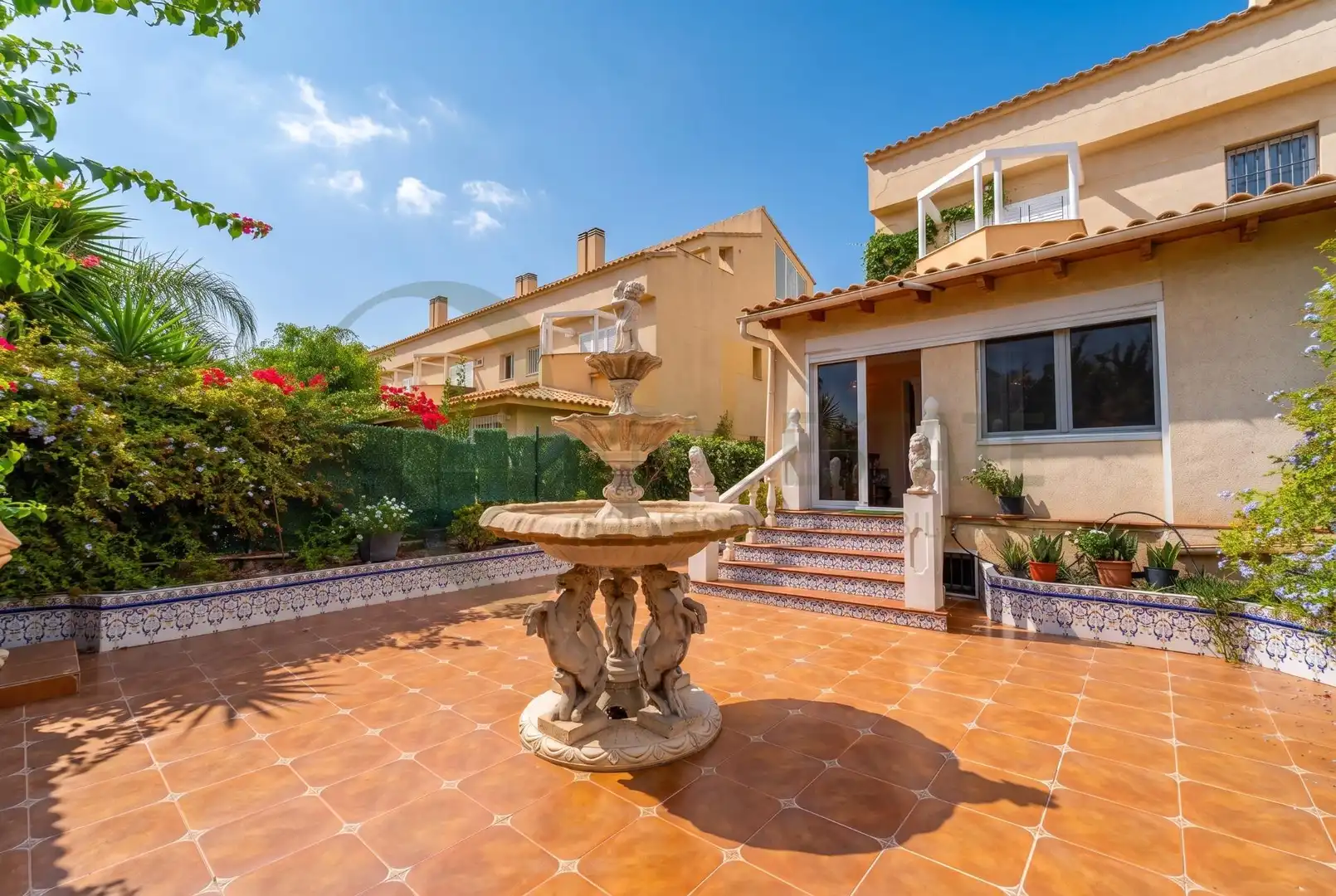 Terrassa de Casa o xalet en venda en El Campello amb Aire condicionat, Calefacció i Jardí privat