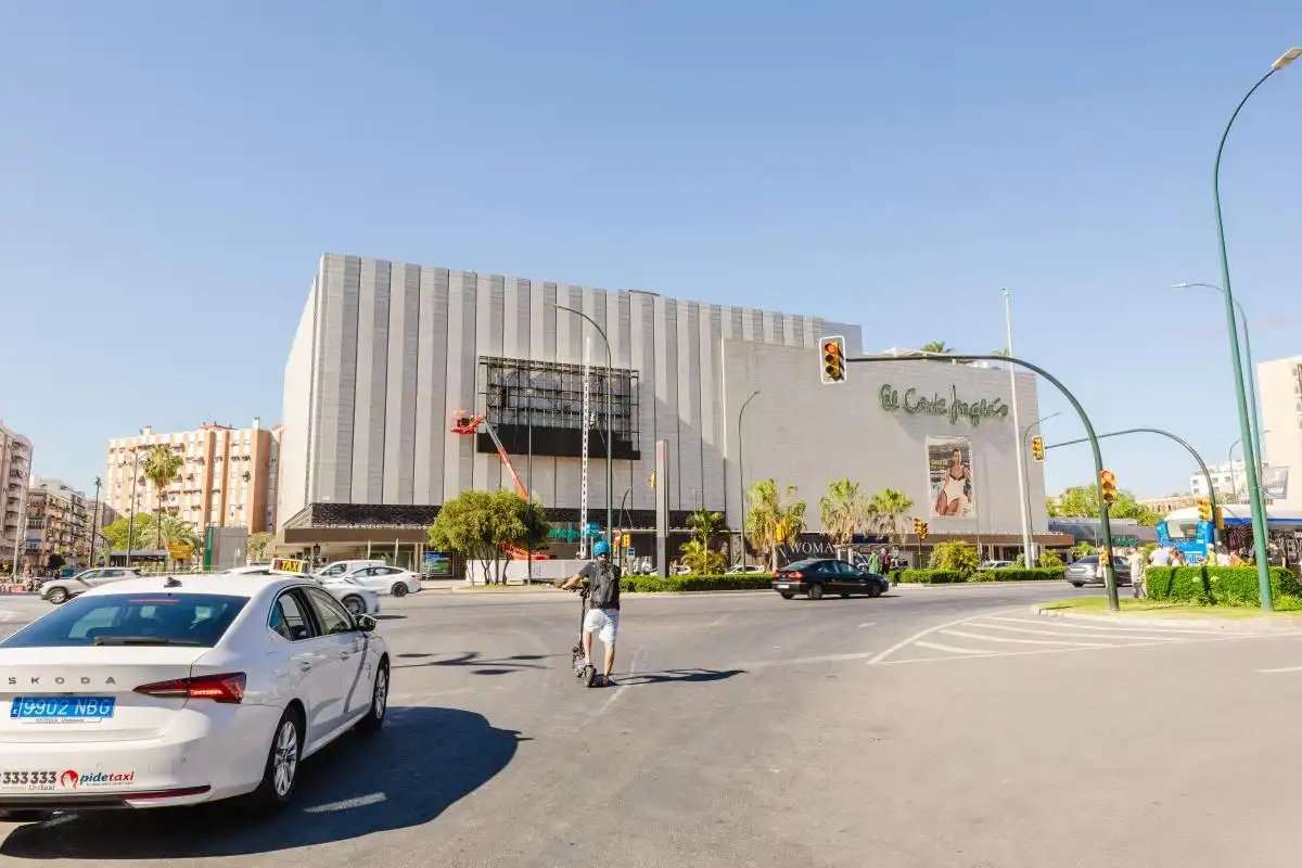 Vista exterior de Ático de alquiler en Málaga con Aire acondicionado, Calefacción y Jardín privado