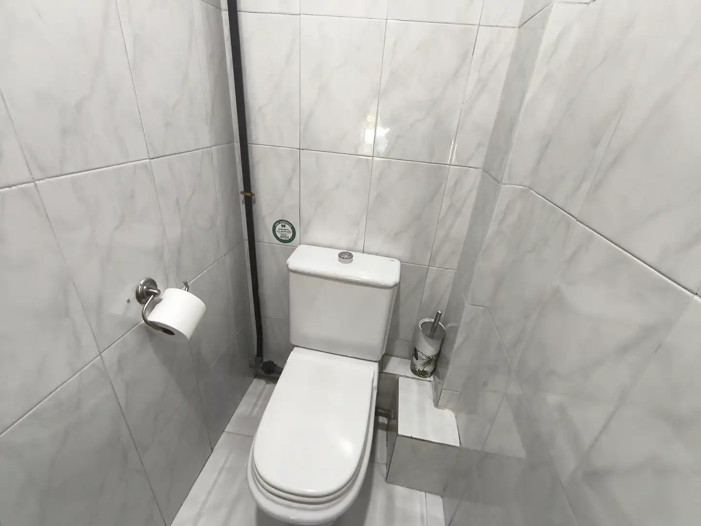 Baño de Local en traspaso en Madrid con Aire acondicionado, Amueblado y Internet