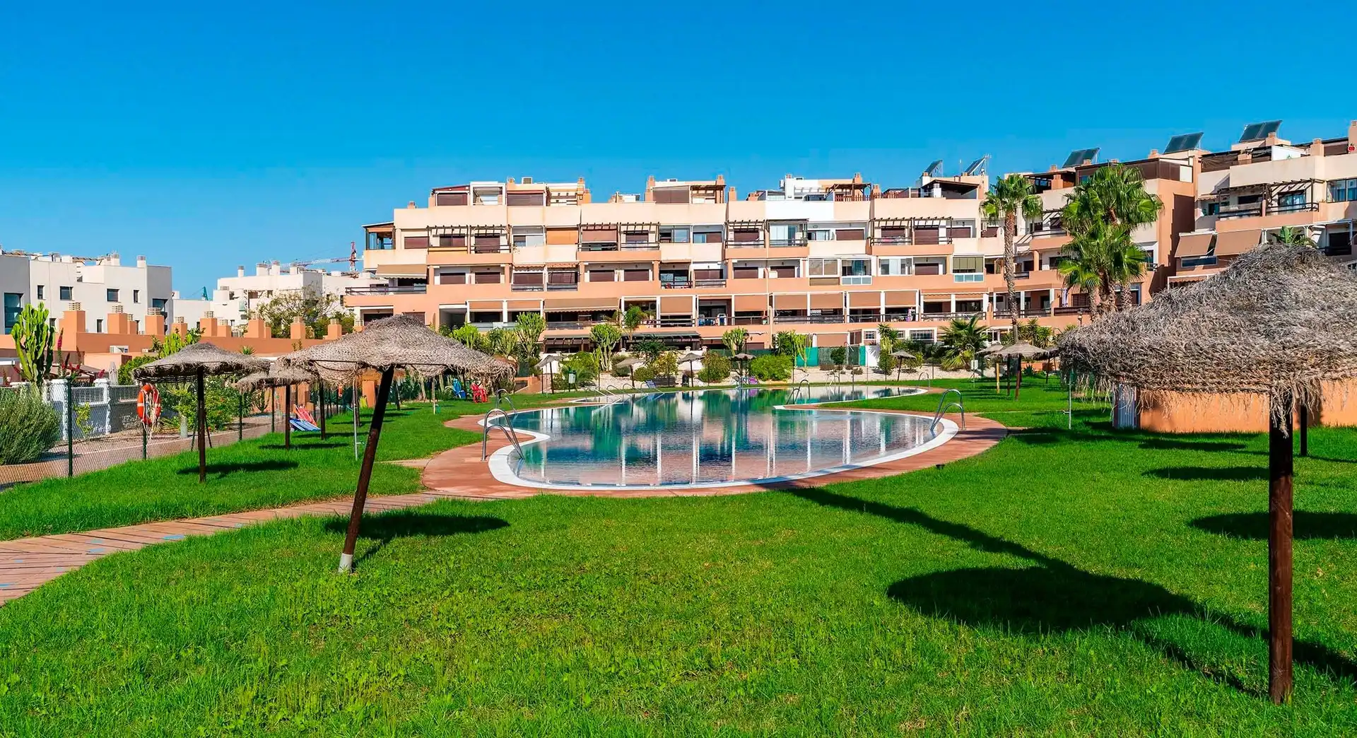 Piano terra con piscina in vendita a JUEGOS LANGUEDOC ROSELLON, imagen 5
