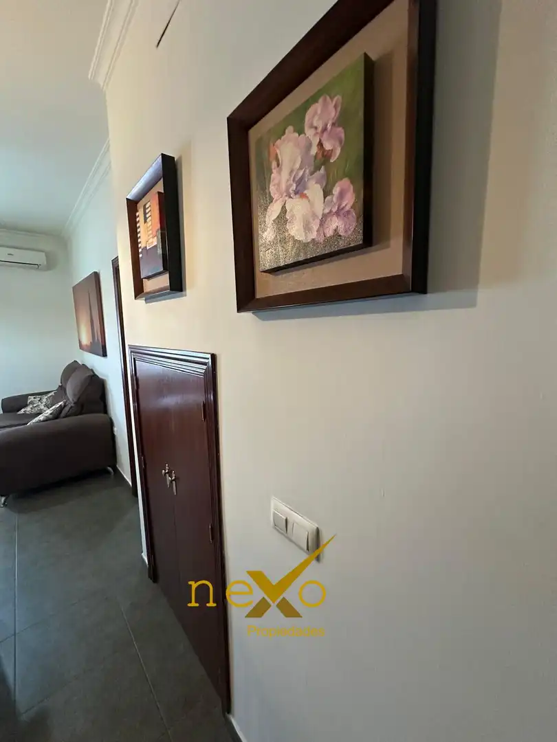 Apartamento en venta en Carmona con Aire acondicionado y Amueblado
