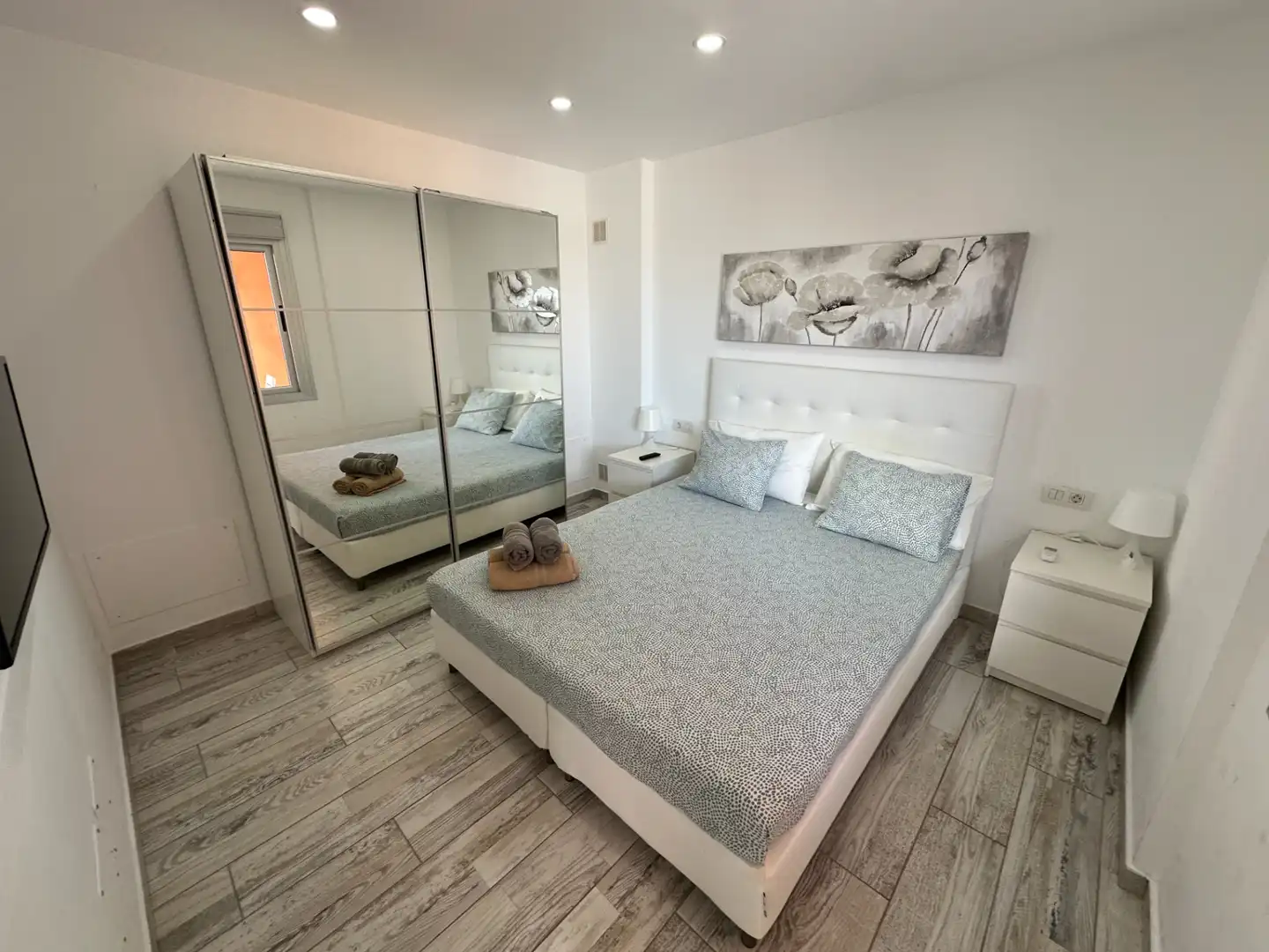 Casa aparellada amb terrassa en venda a Calle Tibiabin, imagen 19