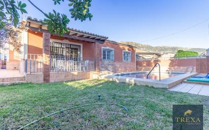 Exterior view of House or chalet for sale in Roquetas de Mar  with Air Conditioner, Terrace and Swimming Pool