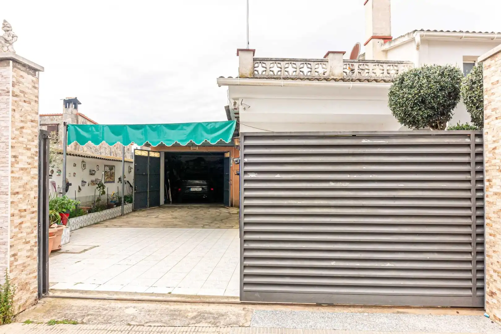 Exterior view of Houses for sale in Albinyana  with Heating, Balcony and Community pool