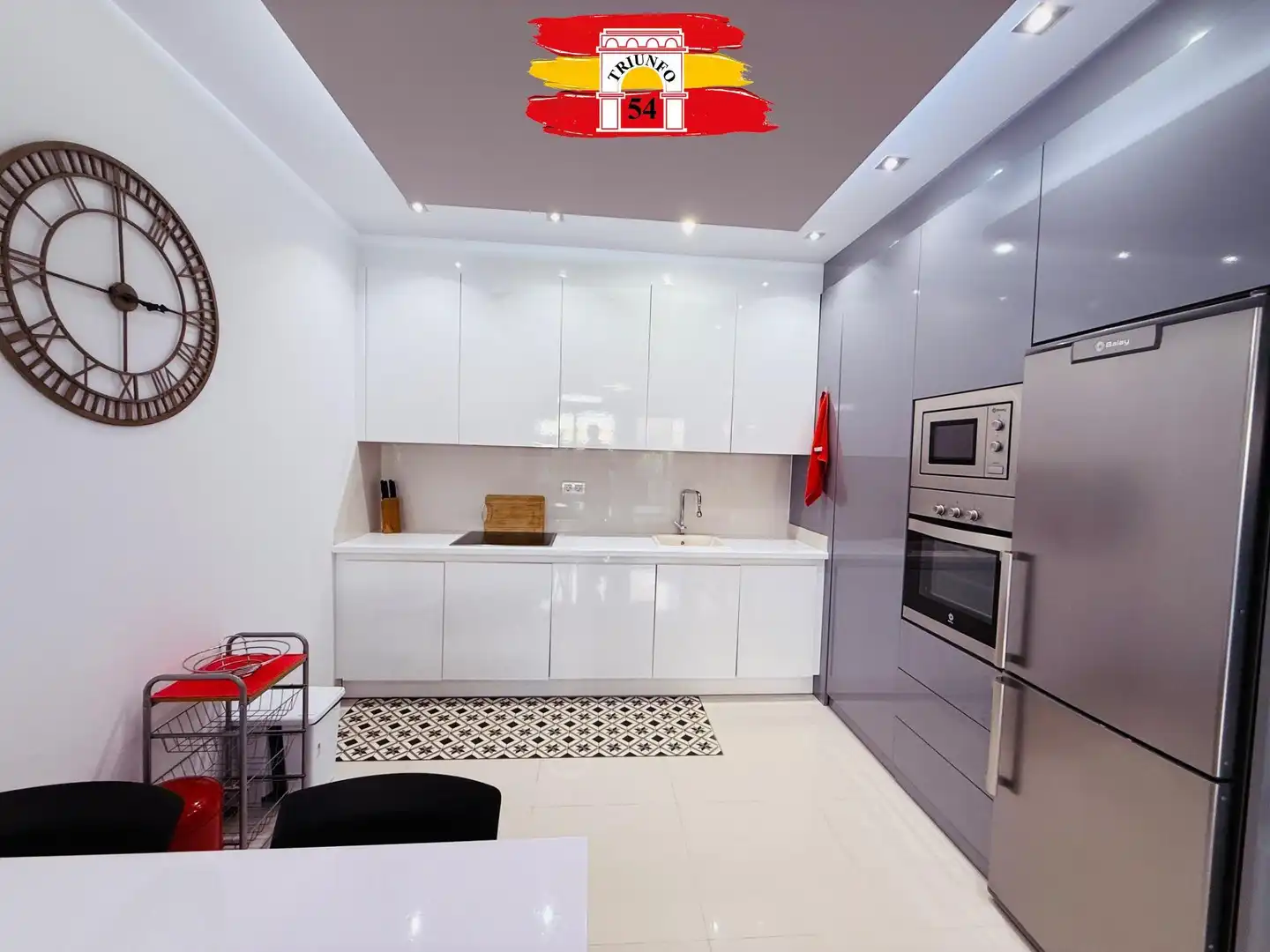 Cuina de Casa o xalet en venda en Pilar de la Horadada amb Aire condicionat, Terrassa i Moblat