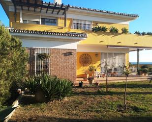 Jardí de Casa o xalet en venda en Algarrobo amb Terrassa i Piscina