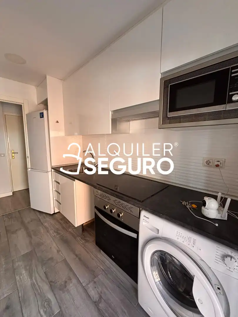Küche von Wohnung zur Miete in Madrid mit Heizung und Terrasse