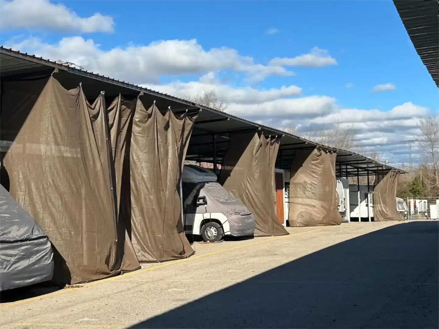 Parkplatz von Garage zur Miete in Zona Industrial