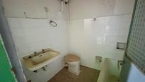 Bathroom of Single-family semi-detached for sale in Valencia de Don Juan