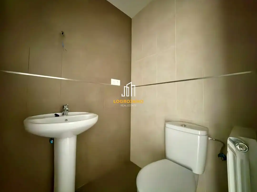 Piso con ascensor en venta en Lardero, imagen 23