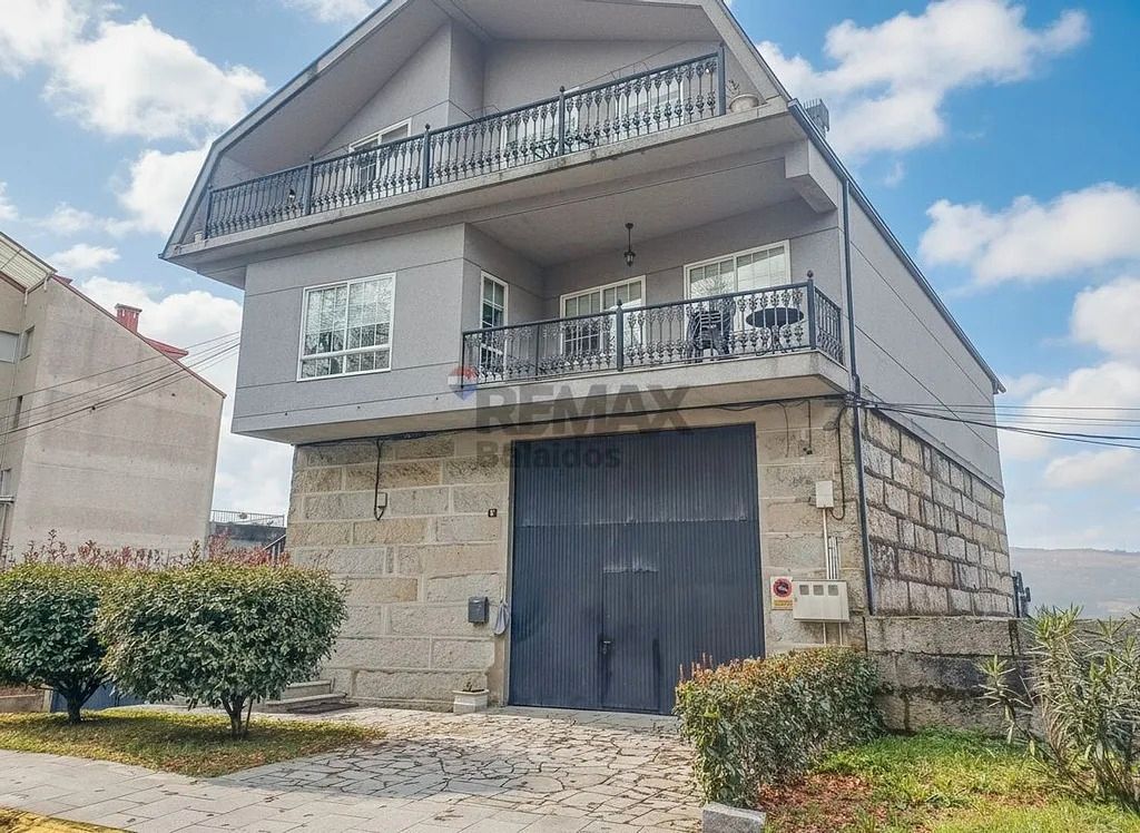 Building for sale in Rúa Campo da Feira, A Cañiza