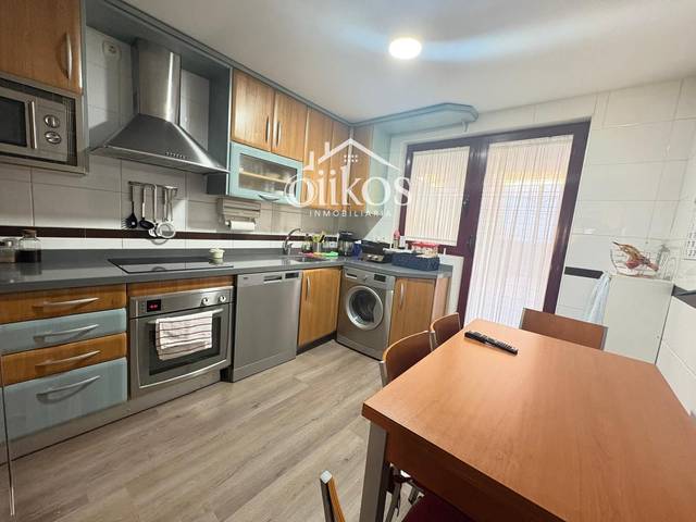 Casa adosada en Venta en Alcalde Gutierrez Ceballo en Tejares - Chamberí - Alcades