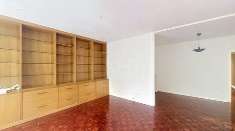 Foto 5 de Piso en venta en Calle Trafalgar, Trafalgar, Madrid Capital
