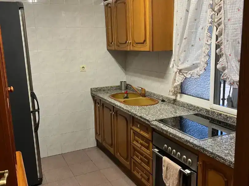 Cuina de Pis de lloguer en Molvízar amb Jardí privat, Traster i Piscina