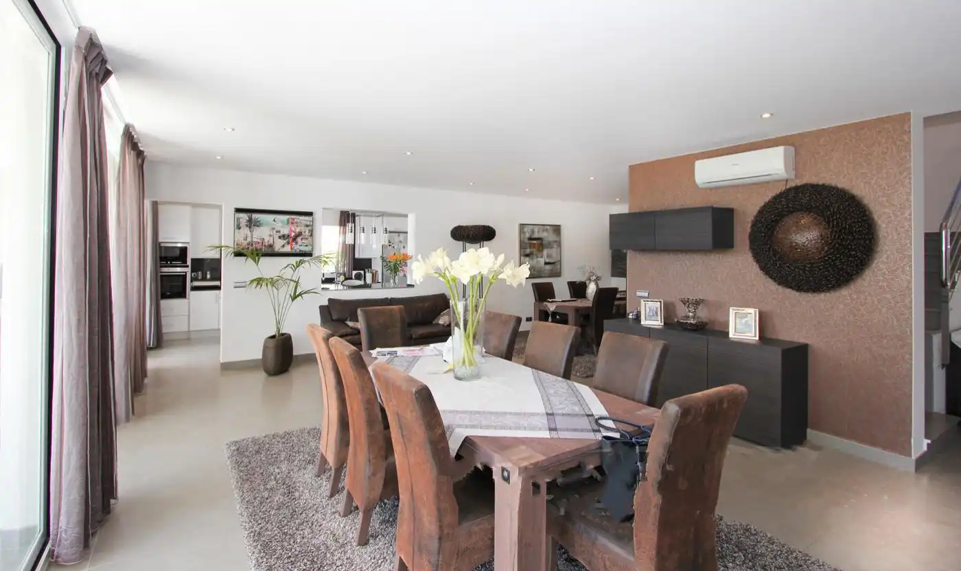 Comedor de Casa adosada de alquiler en Altea con Aire acondicionado, Calefacción y Jardín privado