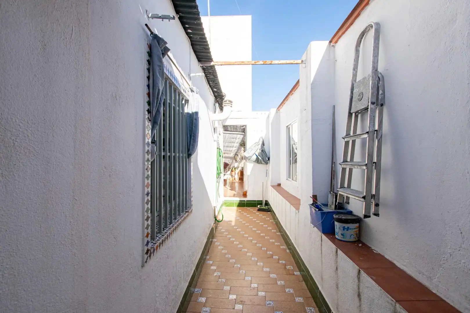 Exterior view of Buildings for sale in Sevilla