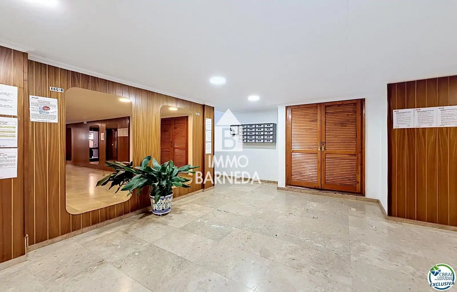Exterior view of Flat for sale in Roses  with Air Conditioner, Heating and Terrace