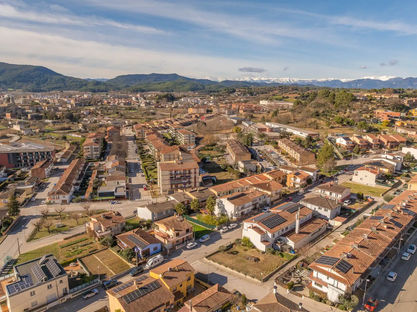 Vista exterior de Casa o chalet en venta en Banyoles con Terraza, Piscina y Balcón