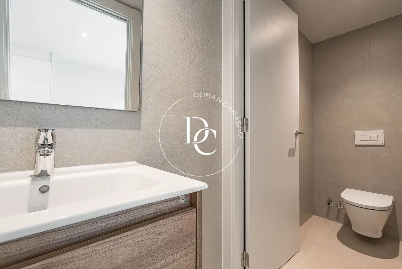 Baño de Casa o chalet en venta en Barcelona con Aire acondicionado, Calefacción y Terraza