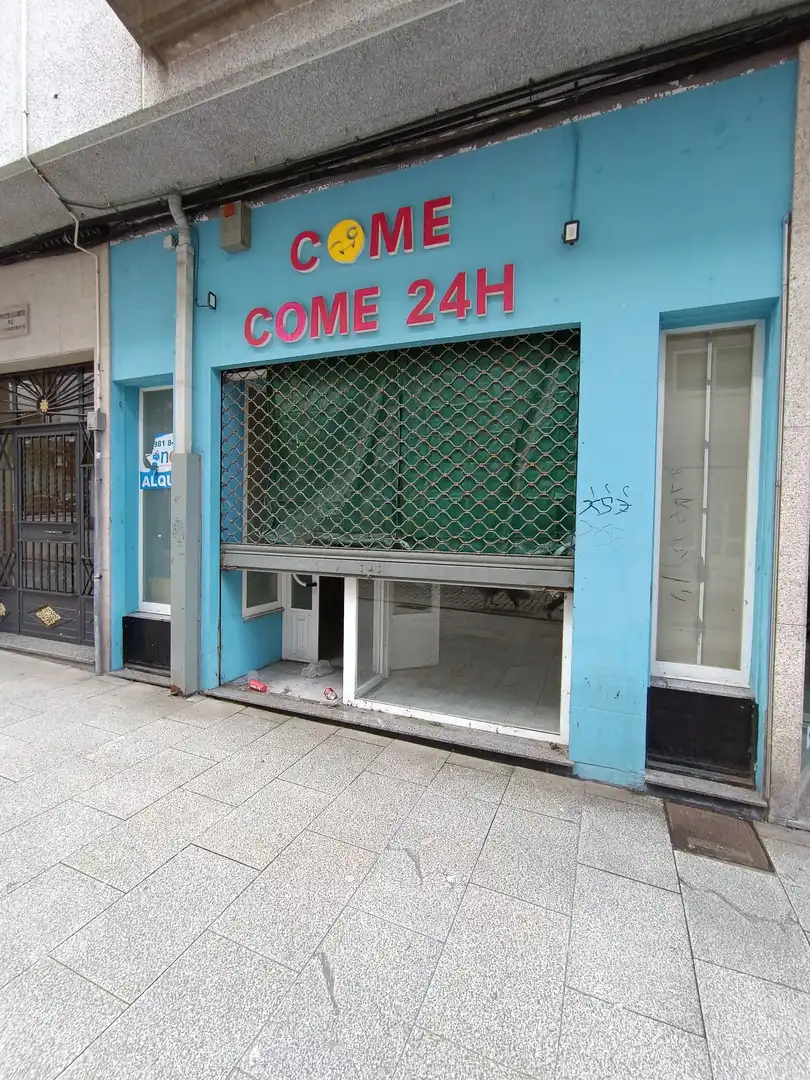 Business premises to rent in Boiro