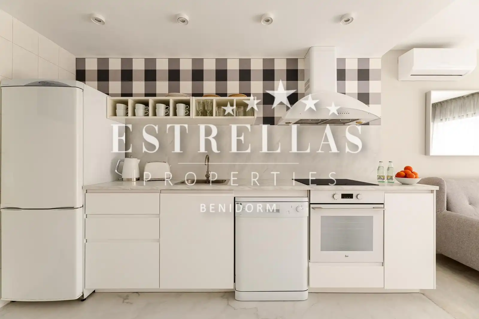 Cocina de Apartamento en venta en Benidorm