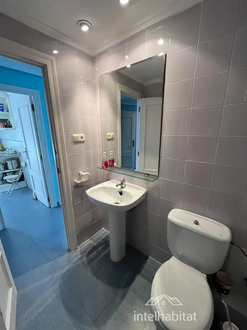 Bathroom of Apartments for rent in Cullera  with Furnished
