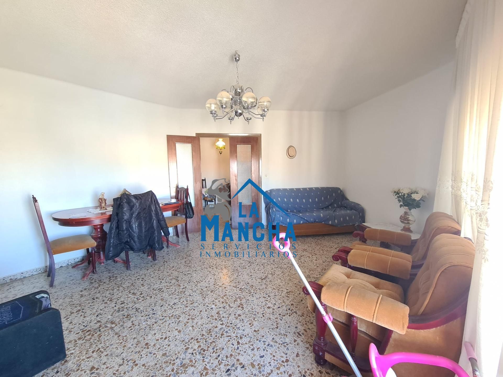 Living room of Flat for sale in  Albacete Capital  with Air Conditioner, Terrace and Balcony