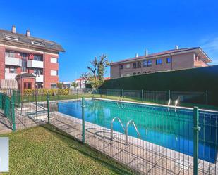 Piscina de Àtic en venda en Bárcena de Cicero amb Aire condicionat, Calefacció i Terrassa