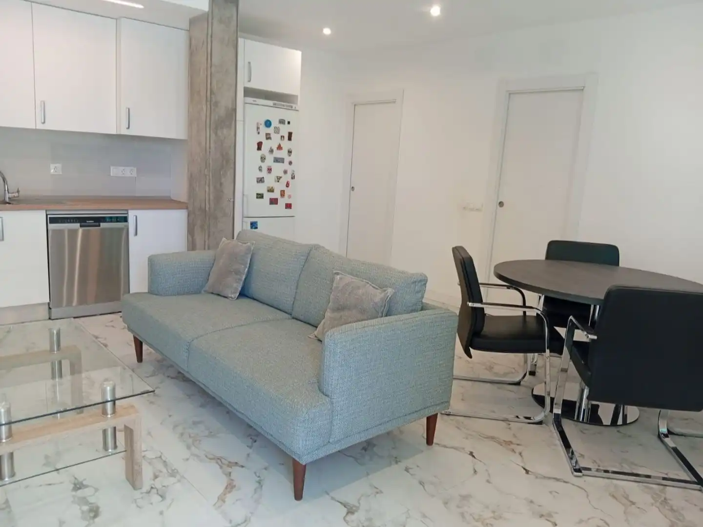 Sala de estar de Local en venta en Aranjuez con Aire acondicionado, Calefacción y Amueblado
