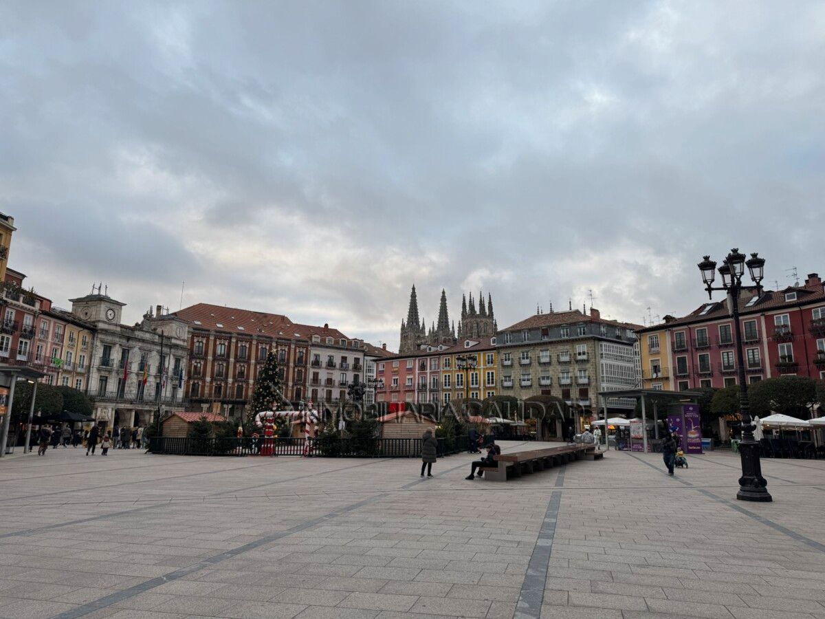 Vista exterior de Piso en venta en Burgos Capital con Calefacción y Trastero