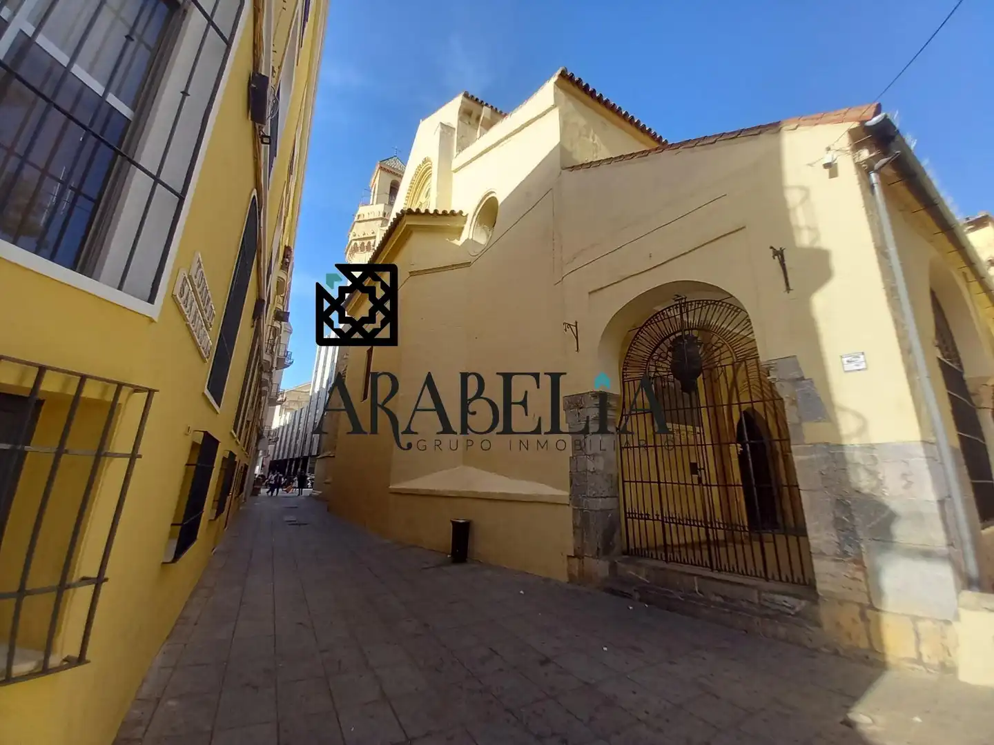 Außenansicht von Wohnung zum Verkauf in Córdoba mit Klimaanlage, Abstellraum und Möbliert