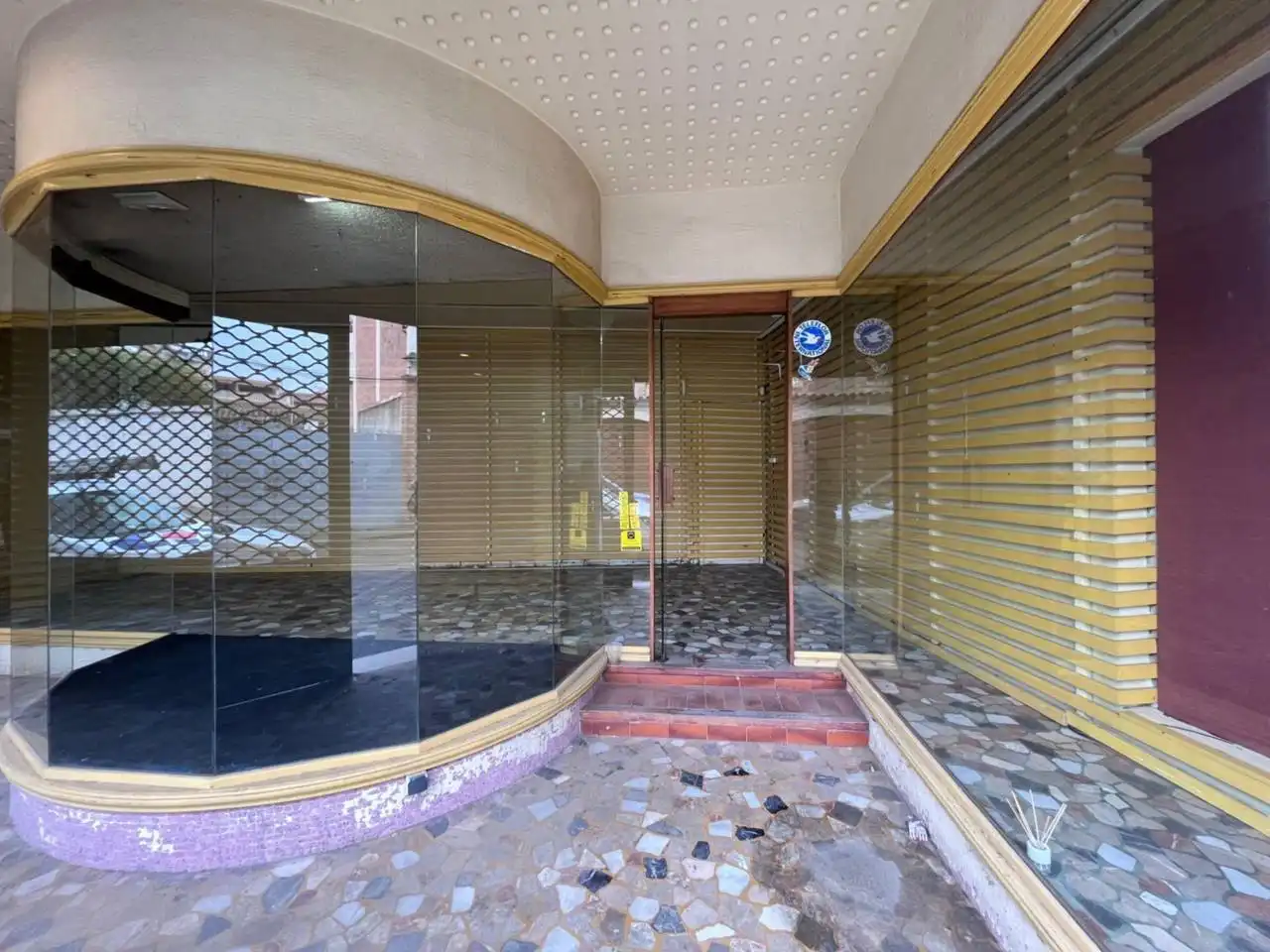 Business premises to rent in Calle SANT ANTONI, imagen 2