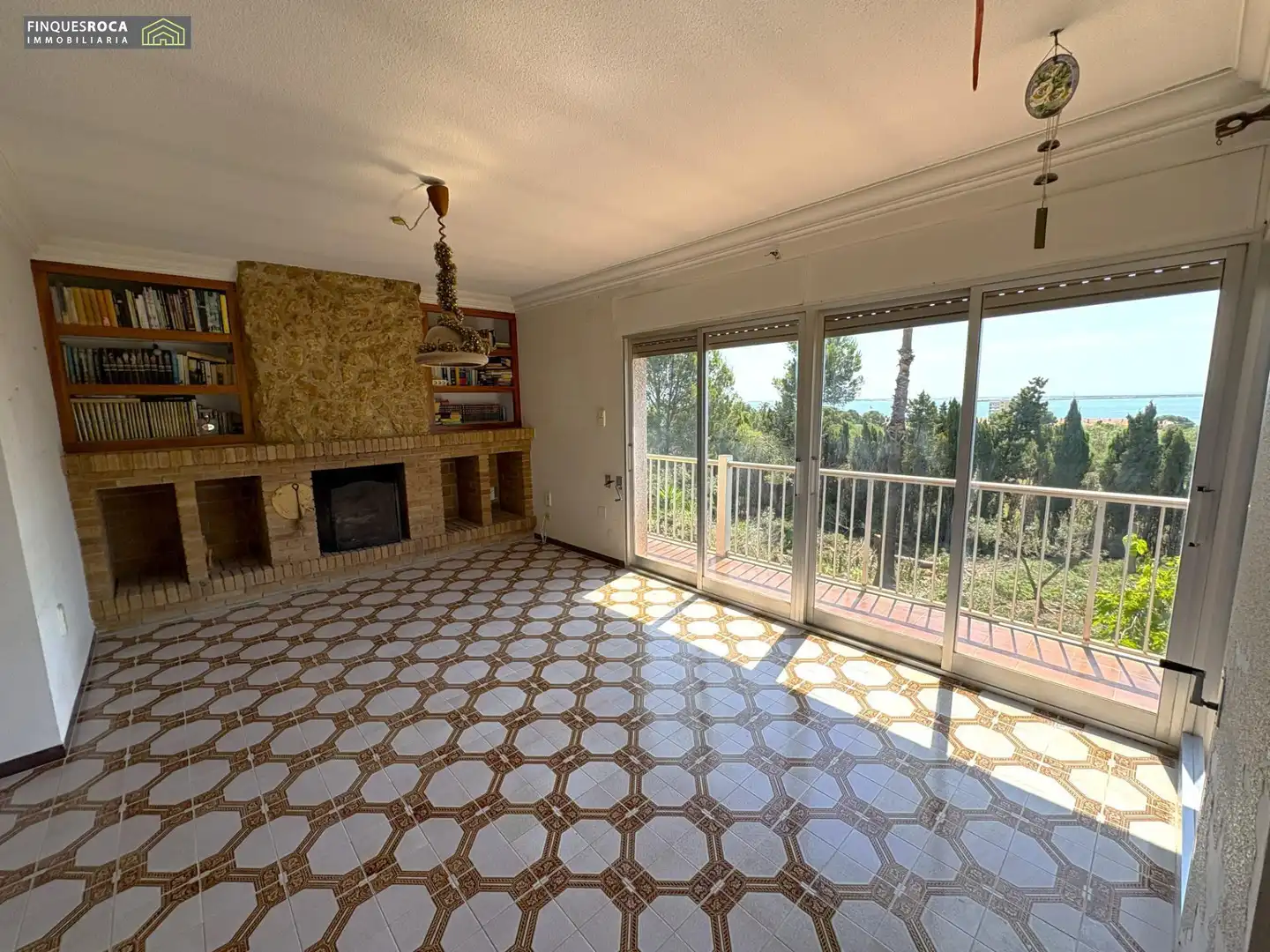 Sala d'estar de Casa o xalet en venda en Alcanar amb Aire condicionat, Calefacció i Jardí privat