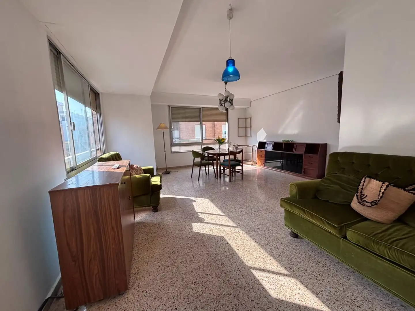Sala d'estar de Pis en venda en Burjassot amb Aire condicionat, Moblat i Forn