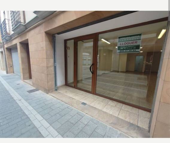 Local comercial en Alquiler en Carrer de la Vila en Taradell
