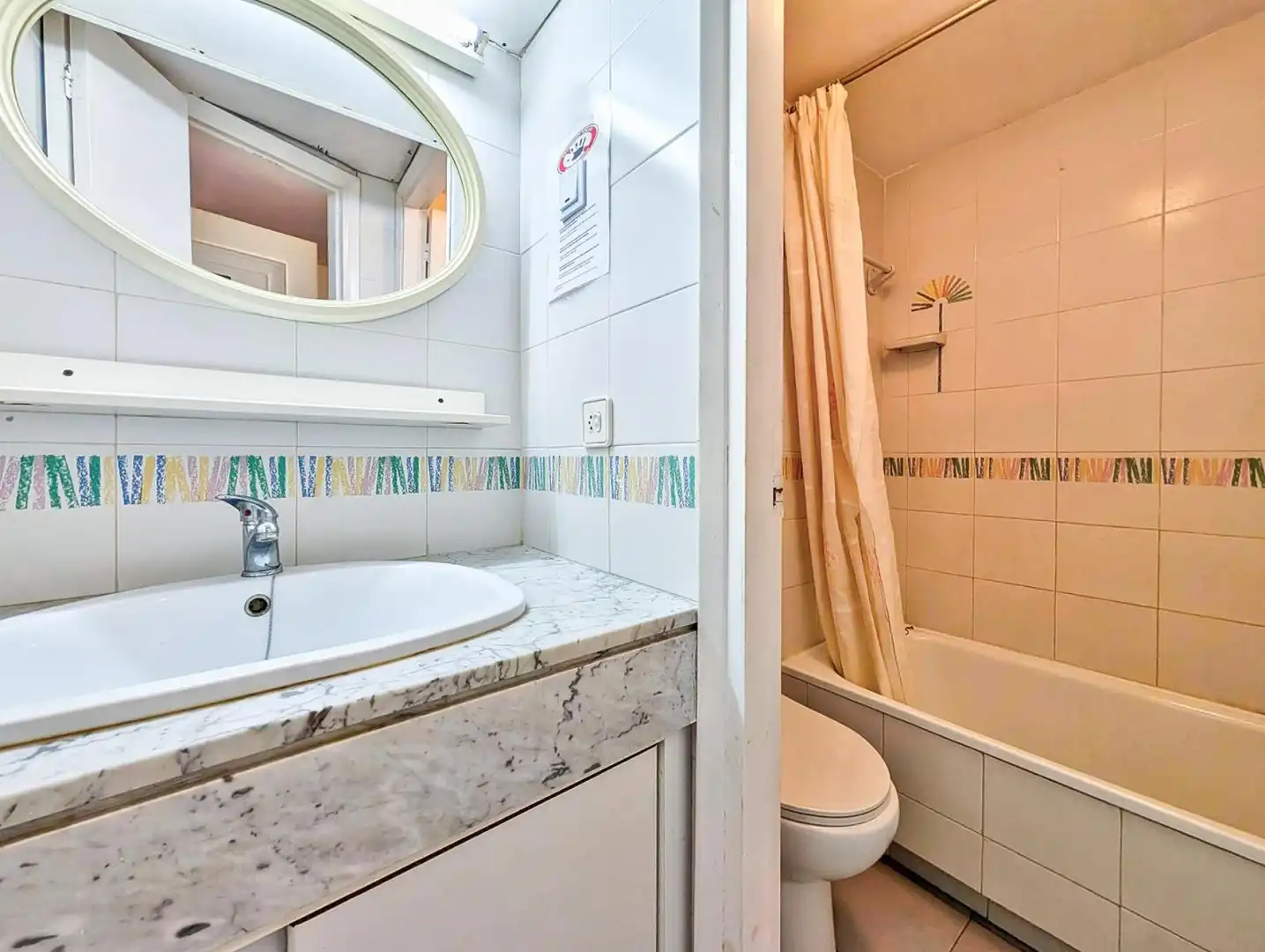 Bathroom of Apartments for sale in Els Griells