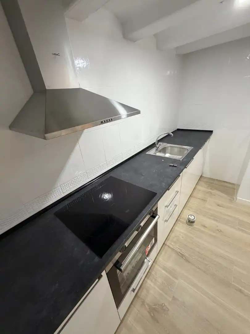 Kitchen of Flat for sale in Barcelona  with Heating, Terrace and Oven