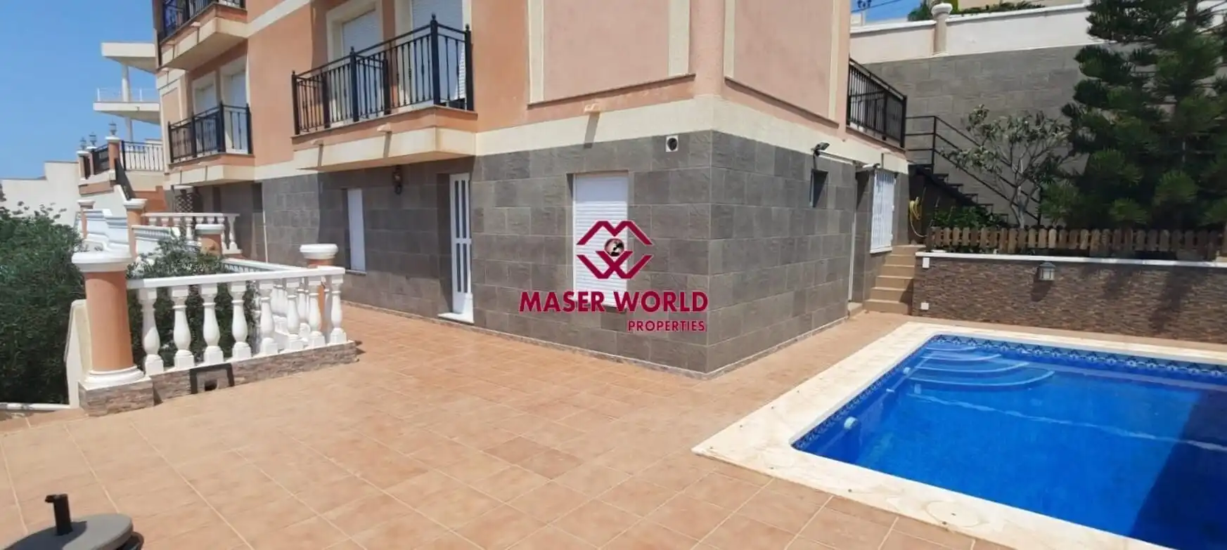 Vista exterior de Casa o xalet en venda en Mazarrón amb Jardí privat, Terrassa i Piscina