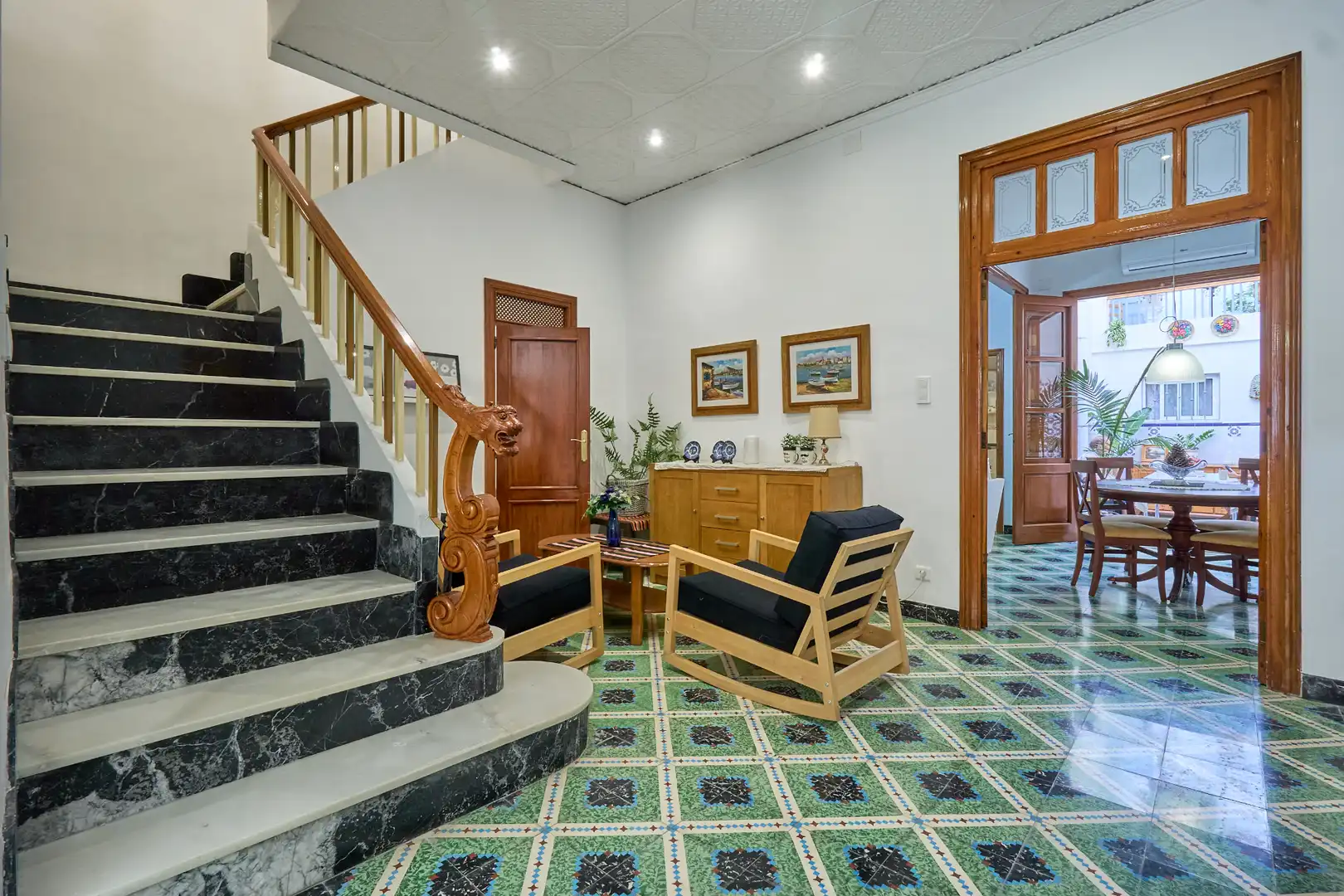 Adosado con terraza en venta en Carrer 9 d'Octubre, imagen 2