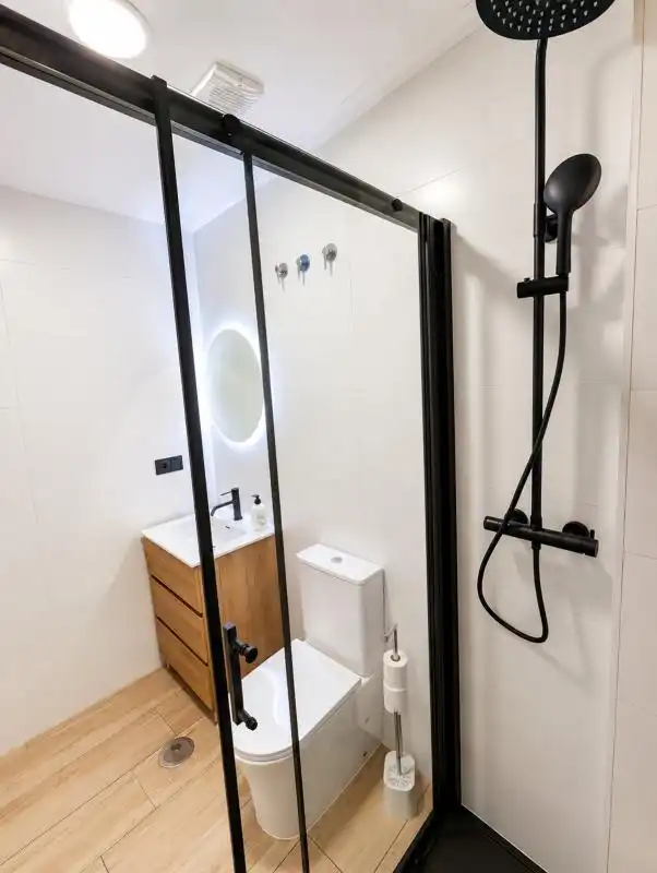 Bany de Planta baixa en venda en Málaga amb Aire condicionat i Calefacció