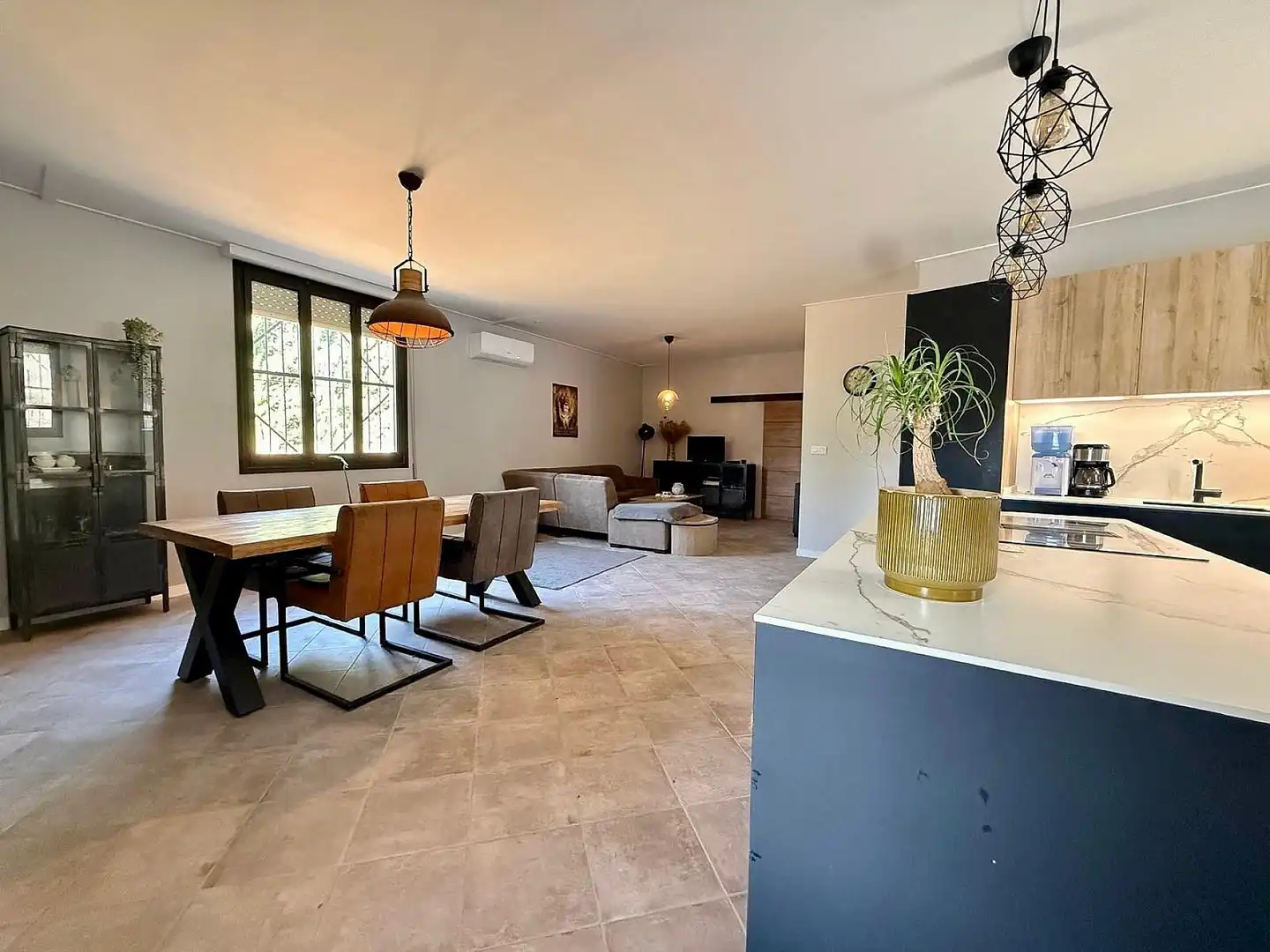Casa en venda a El Pinós / Pinoso