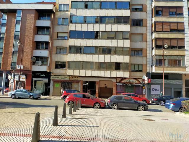 Piso en Venta en CALZADAS en Villa Pilar