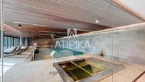 Swimming pool of Flat for sale in Esplugues de Llobregat  with Air Conditioner, Heating and Terrace